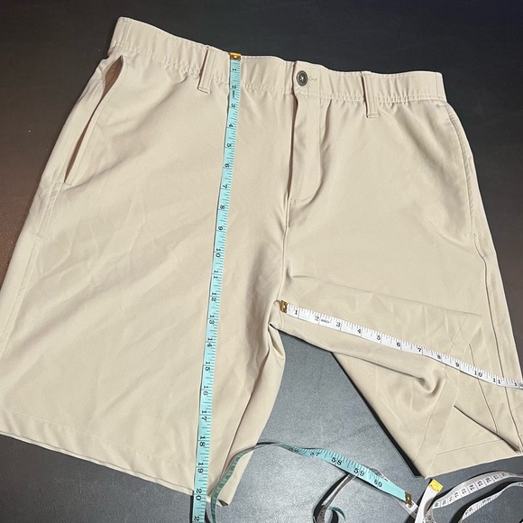 Under Armour Khaki Shorts - Picture 9 of 11